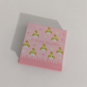 Animal Crossing x ColourPop eyeshadow palette Isabelle 5 Star Island